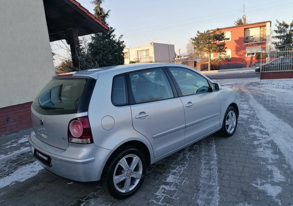 Volkswagen Polo cena 12600 przebieg: 248000, rok produkcji 2007 z Gniezno małe 232